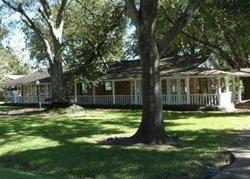 Holly Dr, Highlands - TX