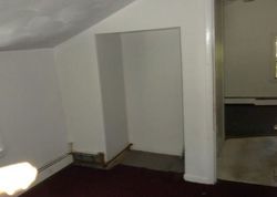 Vaz Way, Foster - RI
