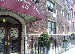 W 18th St Apt 2g, New York - NY