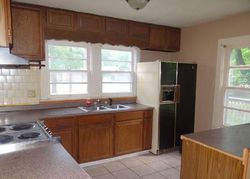 E Valley Dr, Linn Creek - MO