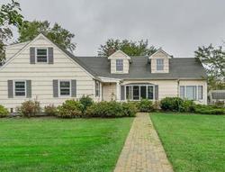 S Bay Ave, Brightwaters - NY