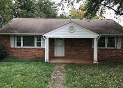 Grove Ave, Gordonsville - VA