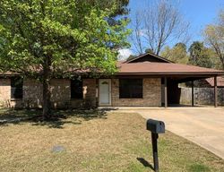 Robin Dr, Nash - TX