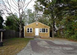 Allen Ave, Barrington - RI