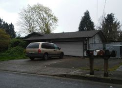 S 52nd St, Springfield - OR