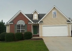 Gresham Dr, Stockbridge - GA