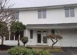 Driftwood Ln, Bellmore - NY
