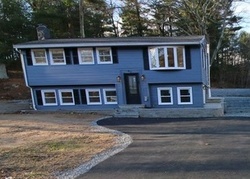 Hobson St, Saugus - MA
