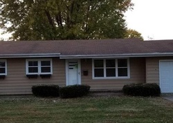 N Knox St, Abingdon - IL