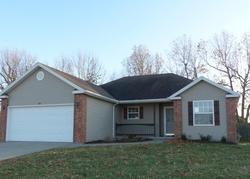 W Cherokee Path, Clever - MO