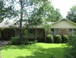 Bedford Dr, Hull - GA