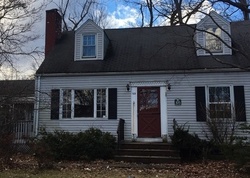 Oakwood Dr, Wayne - NJ