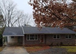 S 13th Ave, Lanett - AL