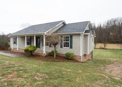 Hunters Run Ln, Mount Carmel - TN