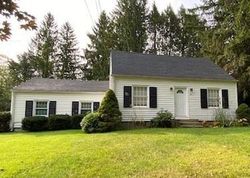 Fenn Rd, Middlebury - CT