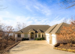 Stonebridge Ln, Sunrise Beach - MO