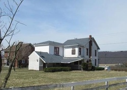 W Main St, Valley View - PA