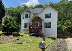 Oakleaf Ln, Lithia Springs - GA