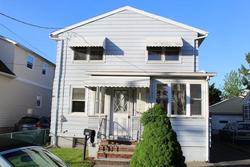 Hayward Pl, Wallington - NJ