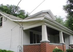 Walnut St, Coal Center - PA