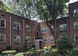 Edwards St Apt 2f, Roslyn Heights - NY