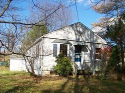 Maple Ln, Hampton - NJ