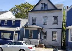 N 6th St, Haledon - NJ