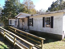 Jessica Ln, Seneca - MO