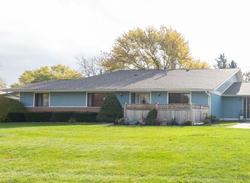 Wiltshire Dr Apt C, Mchenry - IL