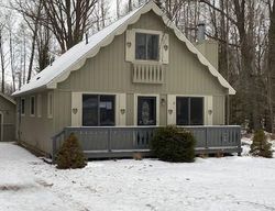 Woodland Dr, Lake - MI