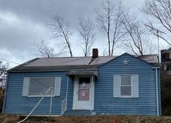 Fairview St, Narrows - VA