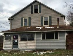 Mountain View Dr, Dallas - PA