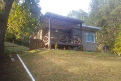 Robin Rd, Nitro - WV