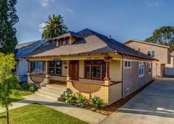 W 37th Dr, Los Angeles - CA
