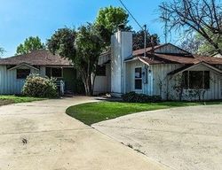 Burbank Blvd, Woodland Hills - CA