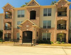 Lake Woodlands Dr Apt 324, Spring - TX