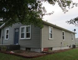 N Main St, Laura - IL