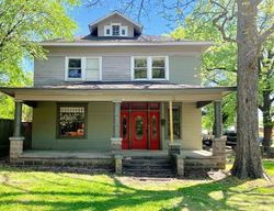 N 13th St, Van Buren - AR