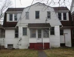 N Front St, Milton - PA