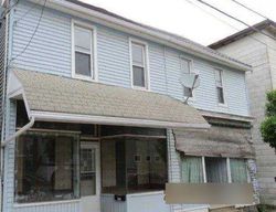 E Phillips St, Coaldale - PA