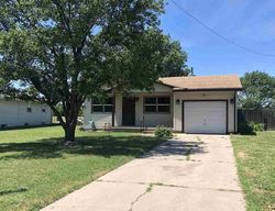Circle Dr, Burrton - KS