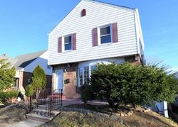 222nd St, Cambria Heights - NY