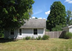 E Sternberg Rd, Fruitport - MI
