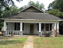 Maple Dr, Roanoke - AL