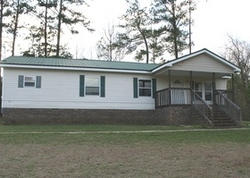 Avalon Cir, Seale - AL