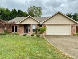Hill Side Ln, Jeffersonville - IN