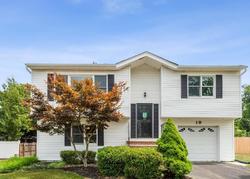 Concord Dr, Hazlet - NJ