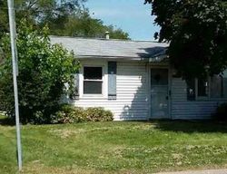 10th St, Silvis - IL