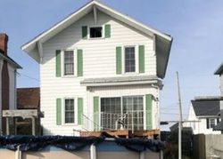 Saint Clair St, Clarksburg - WV
