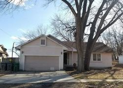 Elm St, Carlisle - IA
